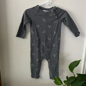 Tiny Giants Rocket Space Jumpsuit. 3-6 mo